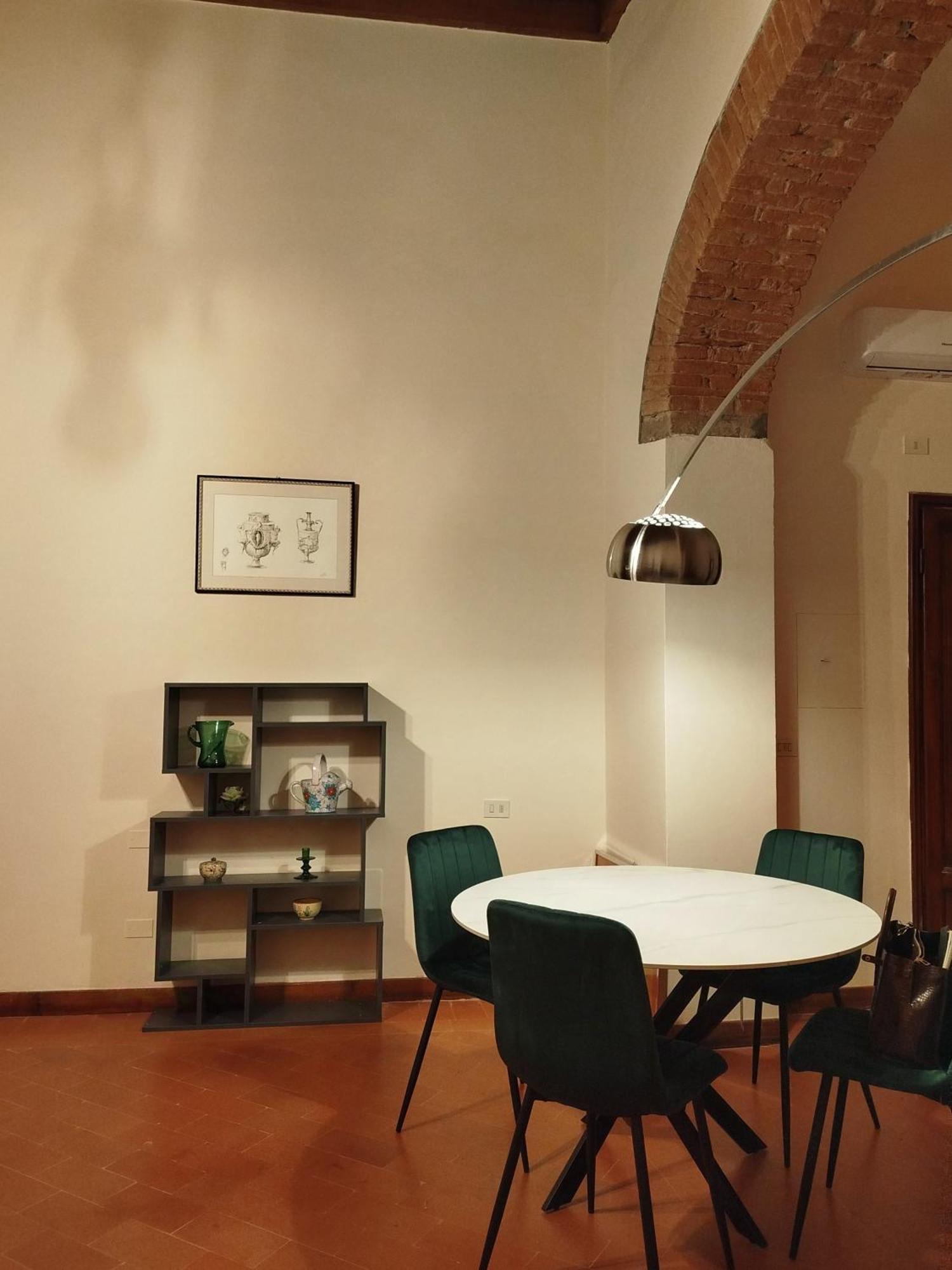 Alloggio in famiglia Lo Studio Nel Borgo La Centro Storico *